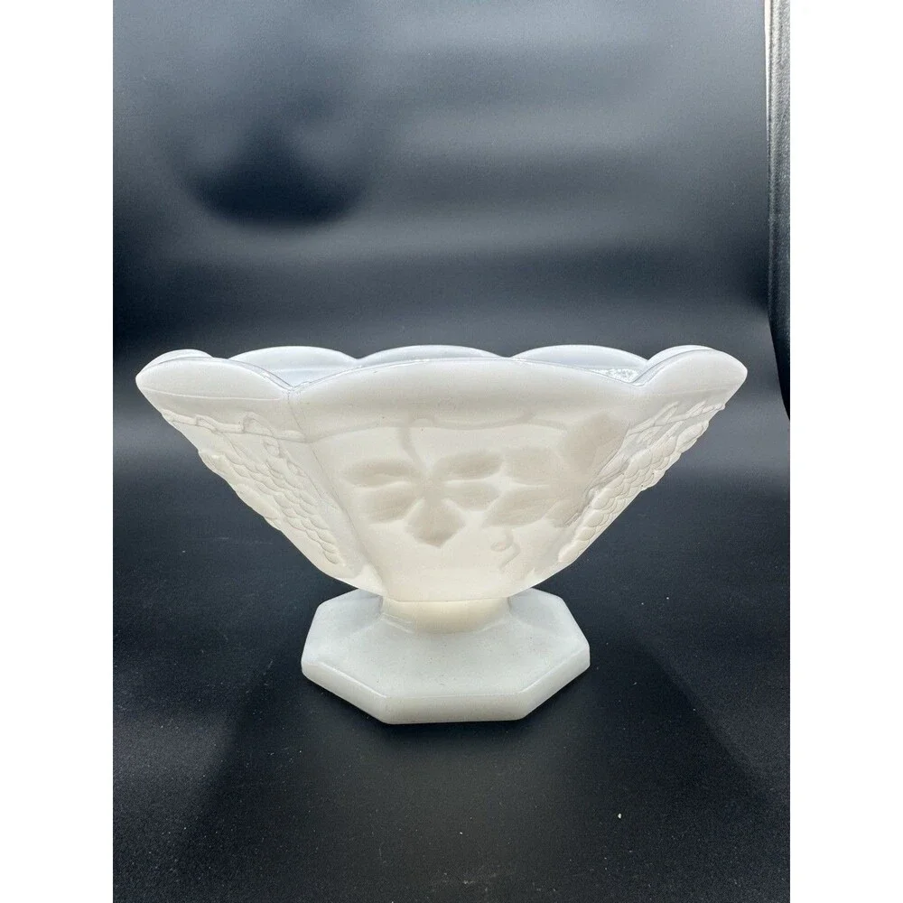 Westmoreland Grapes Unsigned Pedestal Paneled Fruit Bowl Milk Glass